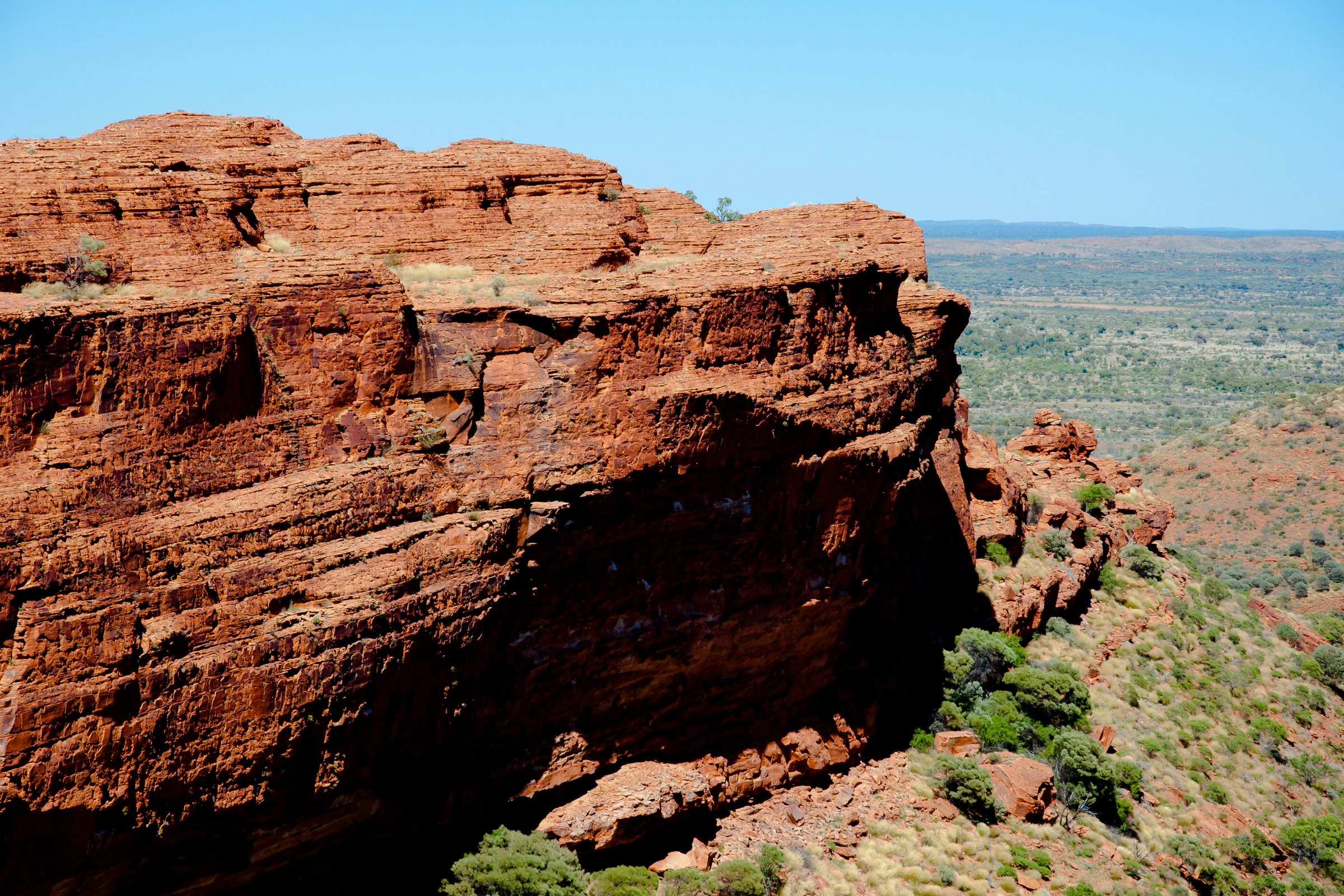 Kings_Canyon,_Northern_Territory[1].webp
